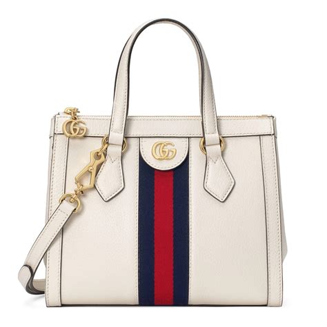 gucci ドアマン|white Gucci bag.